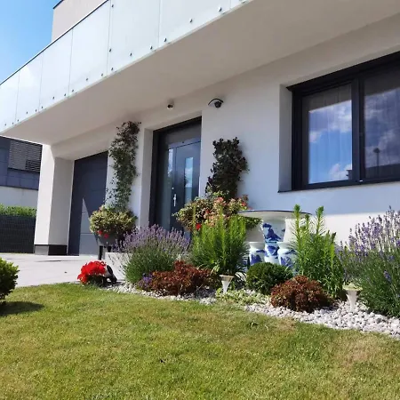 Yipin Villa Prag